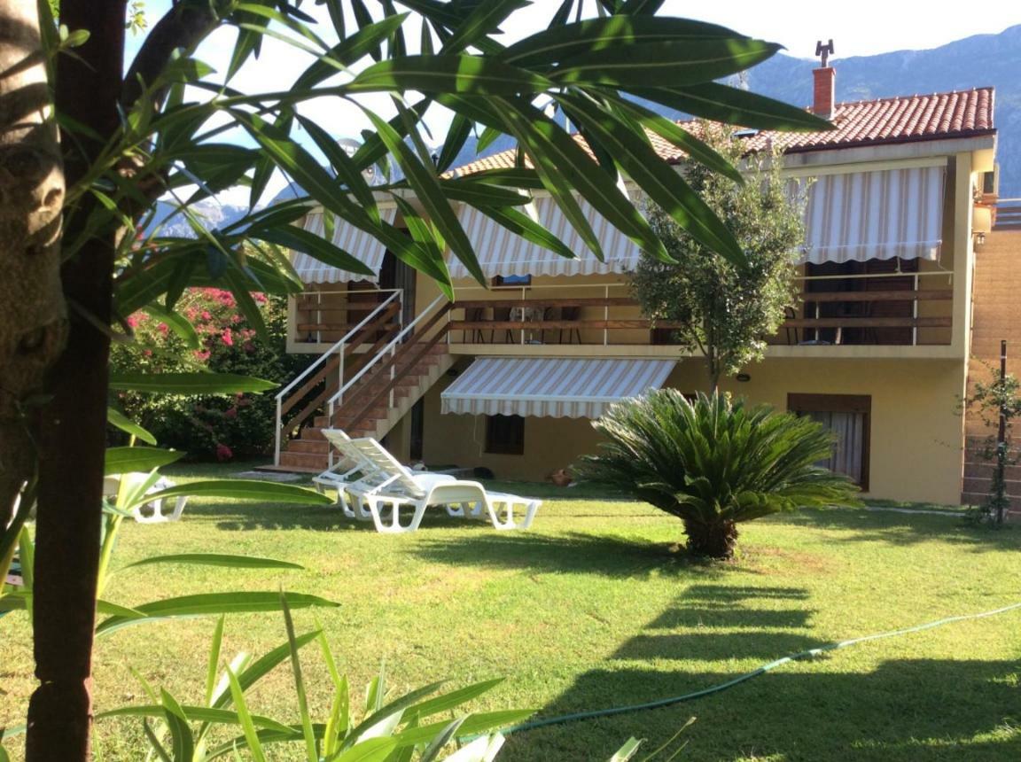 Mediterranean Holiday House & Apartments Котор Экстерьер фото