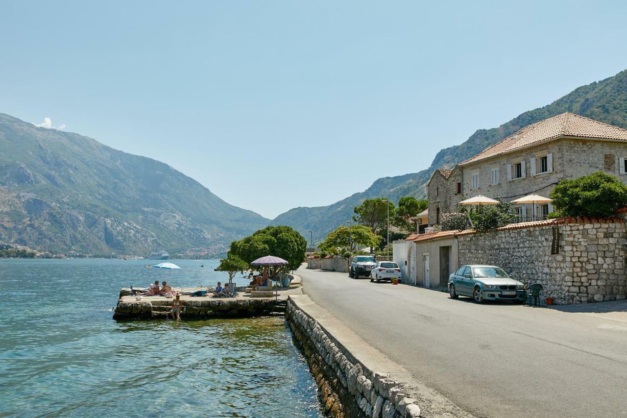 Mediterranean Holiday House & Apartments Котор Экстерьер фото