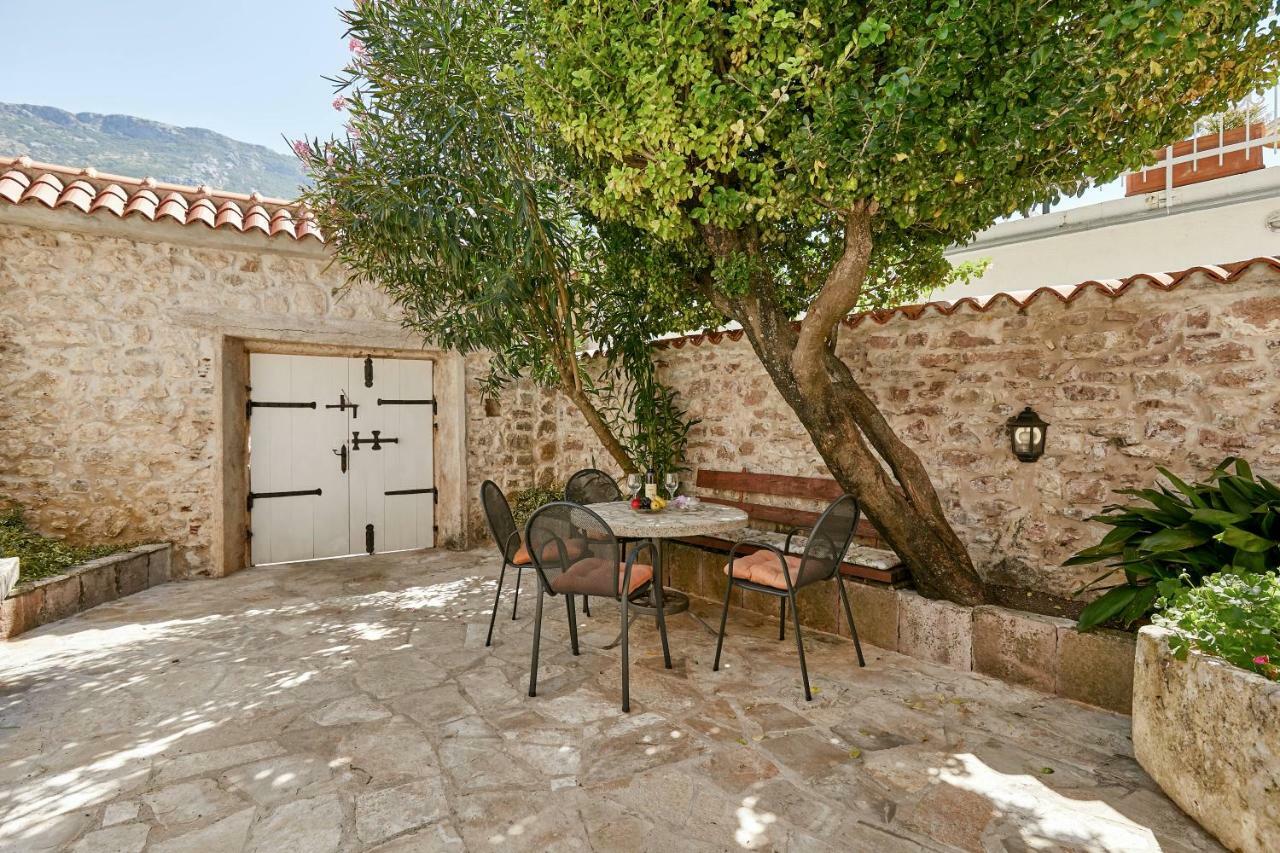Mediterranean Holiday House & Apartments Котор Экстерьер фото