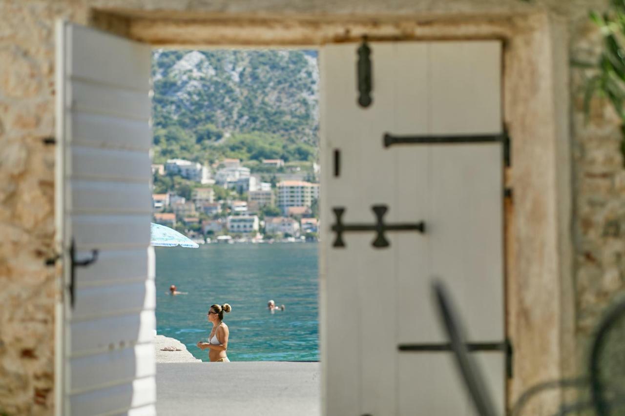 Mediterranean Holiday House & Apartments Котор Экстерьер фото