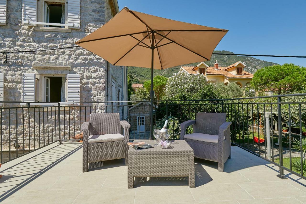 Mediterranean Holiday House & Apartments Котор Экстерьер фото